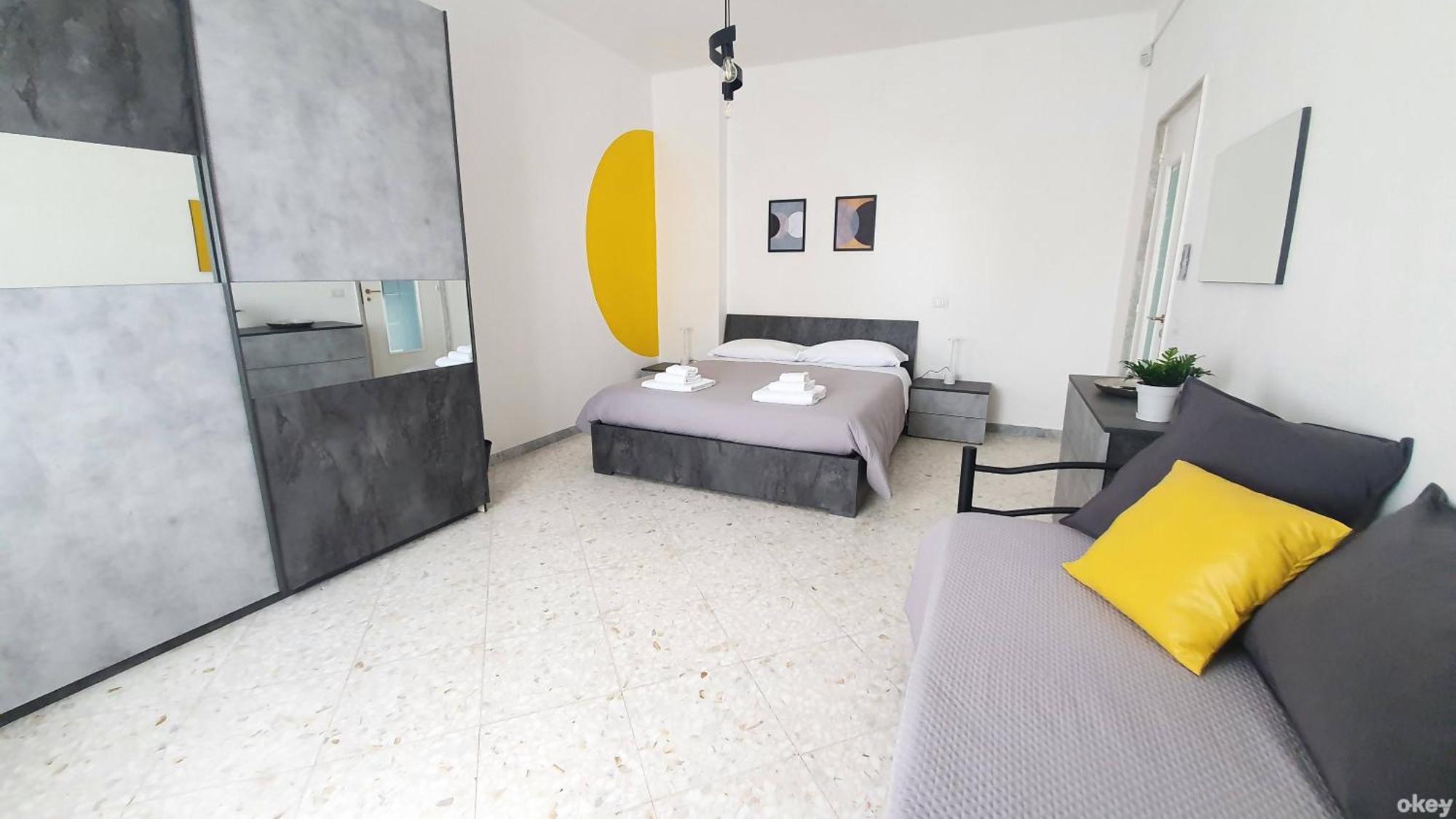 Limited Edition Guesthouse Bari Bagian luar foto
