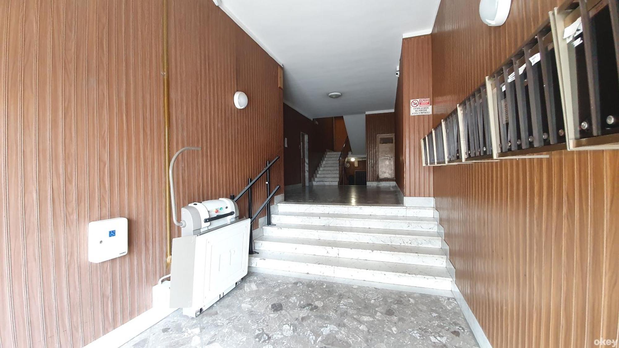 Limited Edition Guesthouse Bari Bagian luar foto